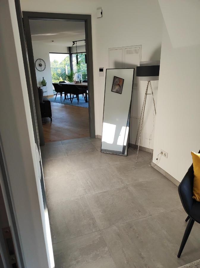 Luxurioeses Penthouse Mit Blick Auf Die Uno-City Und Dem Kaiserwasser. 3Schlafzimmer, 2 Baeder, Privat Lift Ins Apartment Viena Exterior foto